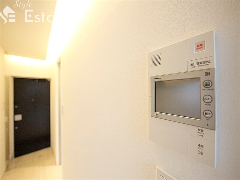 セキュリティ　モニター付きインターホン