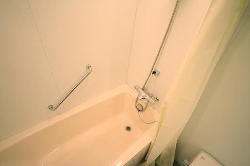 バス・シャワールーム　別号室の参考写真です。