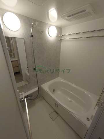 バス・シャワールーム　別部屋参考写真