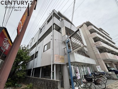 建物外観　敷地内ゴミ置き場・駐輪場完備