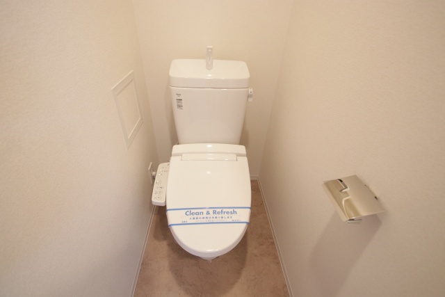 トイレ　※別室の参考写真の為、現況優先です。