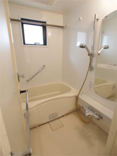 バス・シャワールーム　別部屋参考写真