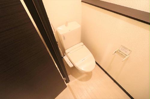 トイレ　温水洗浄便座を完備しており快適な毎日を！