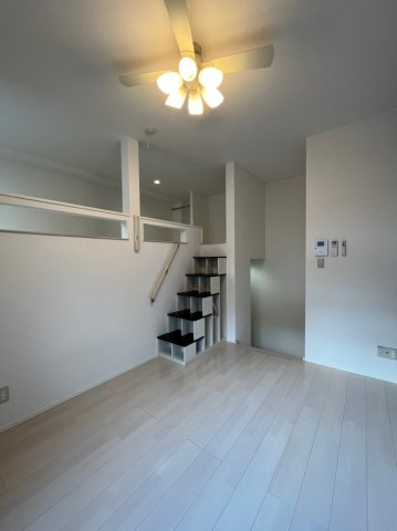 居室・リビング　同シリーズ物件の写真になります。