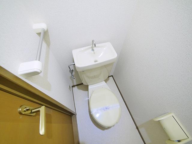 トイレ　シンプルで使いやすいトイレです