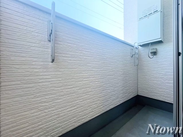 バルコニー　広々としたバルコニーです