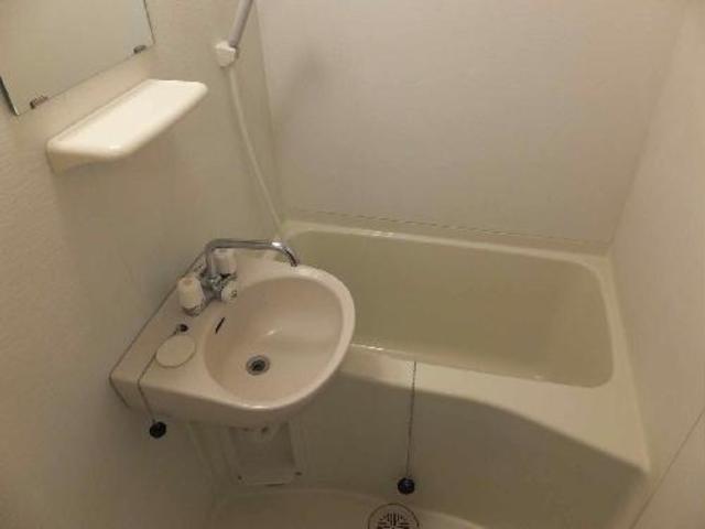 バス・シャワールーム　（参考）同型モデル