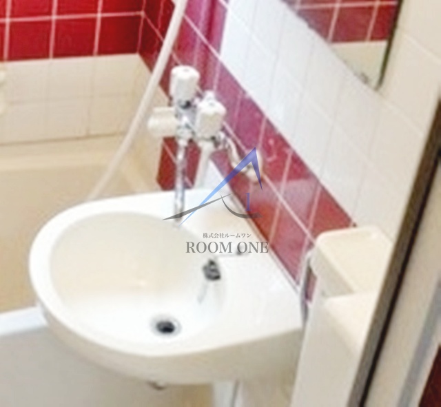 洗面設備　洗面台です。