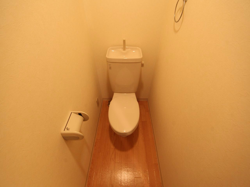 トイレ　洋式トイレ（温水洗浄便座設置可）