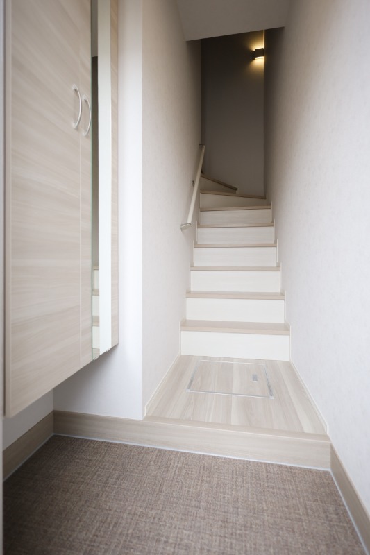 玄関　図面と現状に相違がある場合には現状を優先