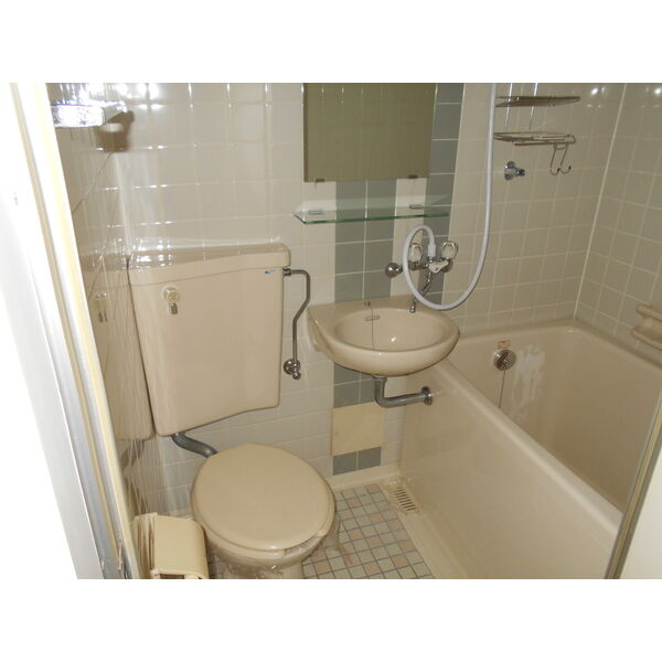 バス・シャワールーム