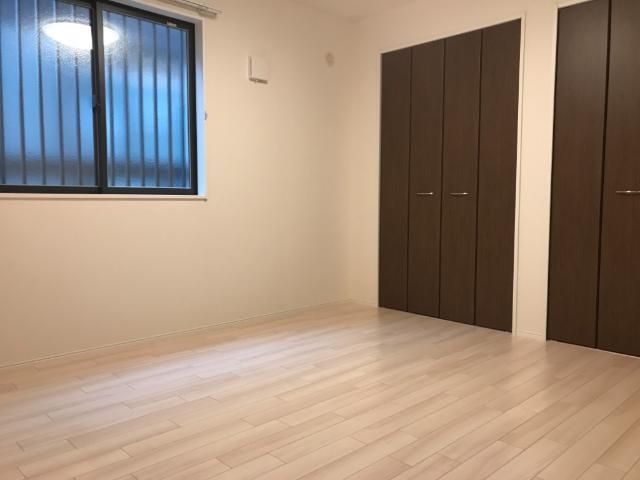 居室・リビング　室内