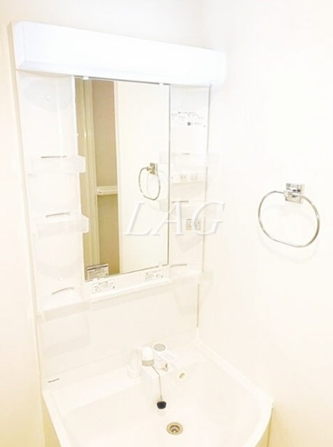 洗面設備　洗面台です。