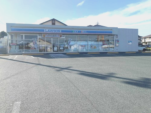 コンビニ　ローソン豊橋小松店（コンビニ）まで584m