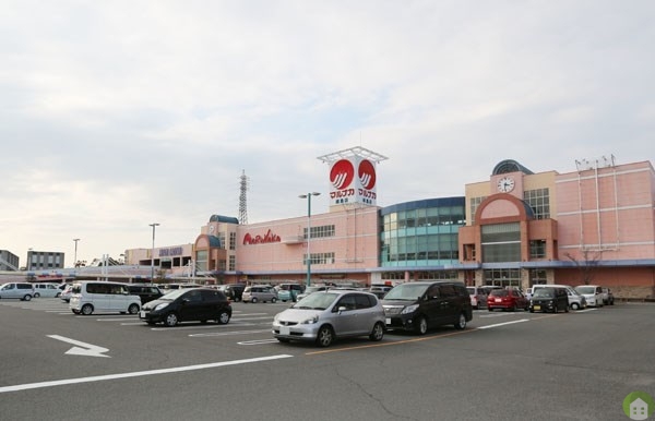 ショッピングセンター　スーパーセンターマルナカ徳島店（ショッピングセンター）まで716m