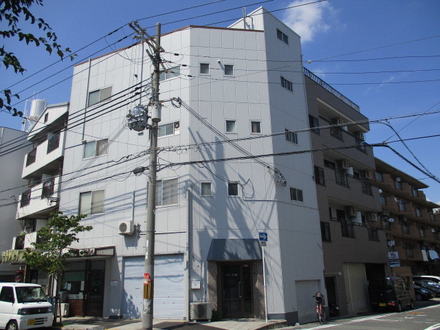 建物外観　きれいな外観です