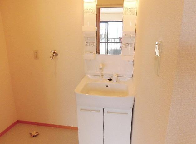 洗面設備　洗面化粧台