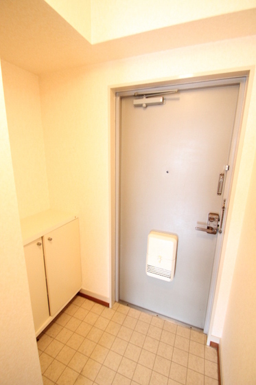 玄関　※他号室の写真になります