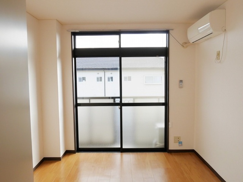 居室・リビング　図面と現状に相違がある場合には現状を優先