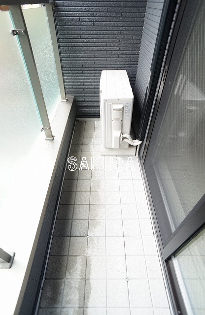 バルコニー　暖かな日差しのふりそそぐバルコニー♪