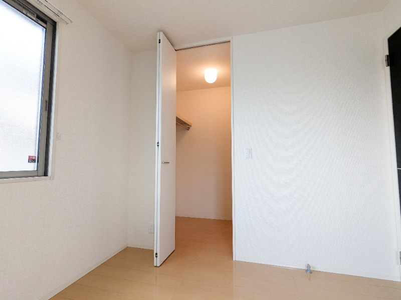 収納　図面と現状に相違がある場合には現状を優先