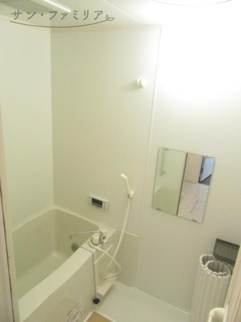 バス・シャワールーム　同一物件別部屋写真