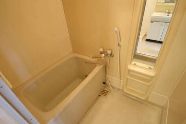 バス・シャワールーム　ユニットバス追炊き付