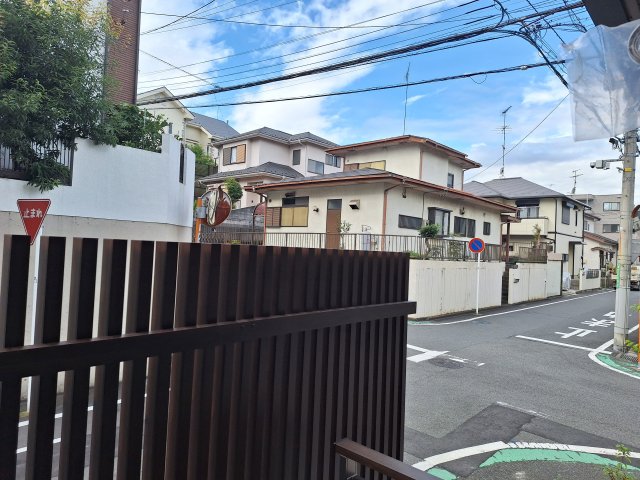 眺望　閑静な住宅街です