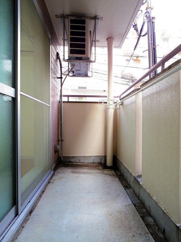 バルコニー　※同仕様写真