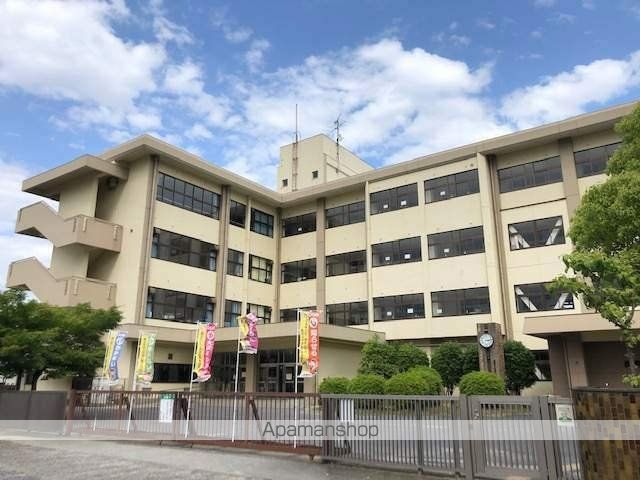 小学校　吉身小学校（小学校）まで3735m