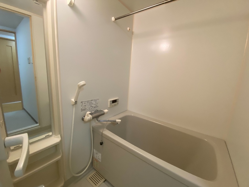 バス・シャワールーム　風呂