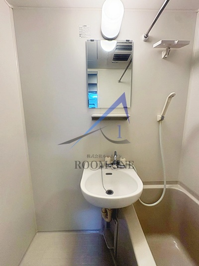 洗面設備　洗面台です。