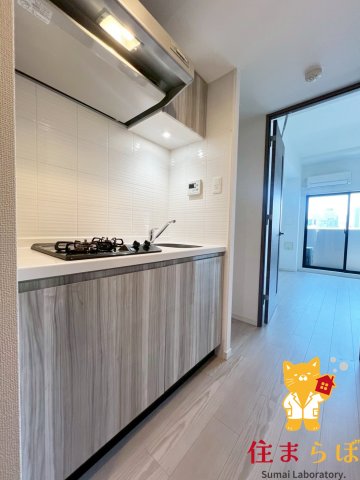 キッチン　「ただの部屋探しじゃない。“あなたの暮らし”探しです。」