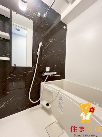 バス・シャワールーム　「見た目じゃなく、心に“しっくりくる”を大切に。」