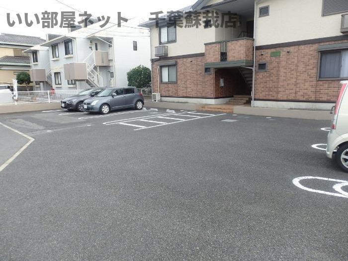 駐車場　カースペースがあります