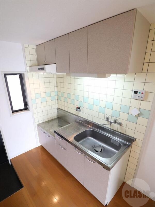 キッチン　収納豊富なキッチン