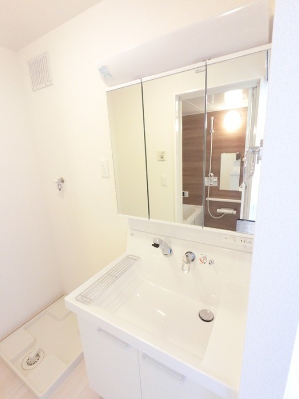 洗面設備　図面と現状に相違がある場合には現状を優先