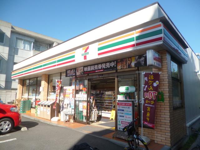 コンビニ　セブンイレブン和泉店（コンビニ）まで531m