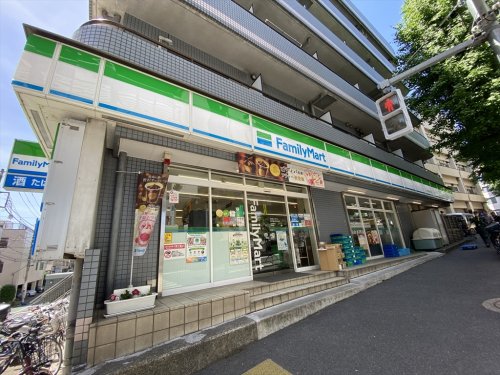 コンビニ　ファミリーマート 金井窪山手通り店（コンビニ）まで327m