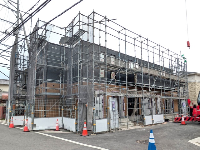 建物外観　建築中
