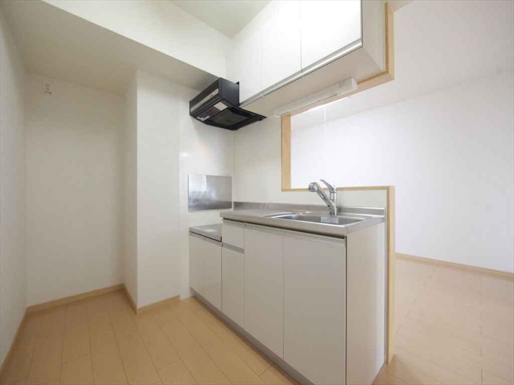 キッチン　カウンターキッチン（ガス2口コンロ設置できます）