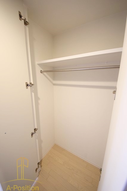 収納　プール・トゥジュール梅田ウエスト