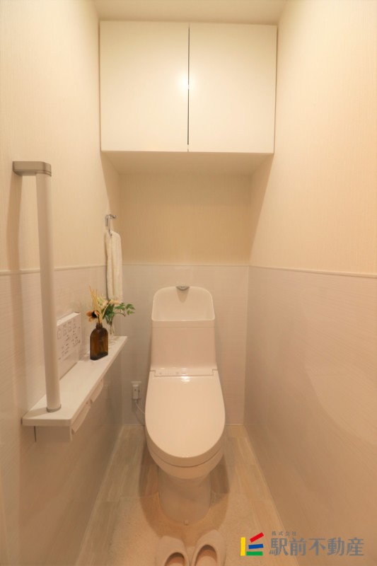 トイレ　モデルルームの写真です。