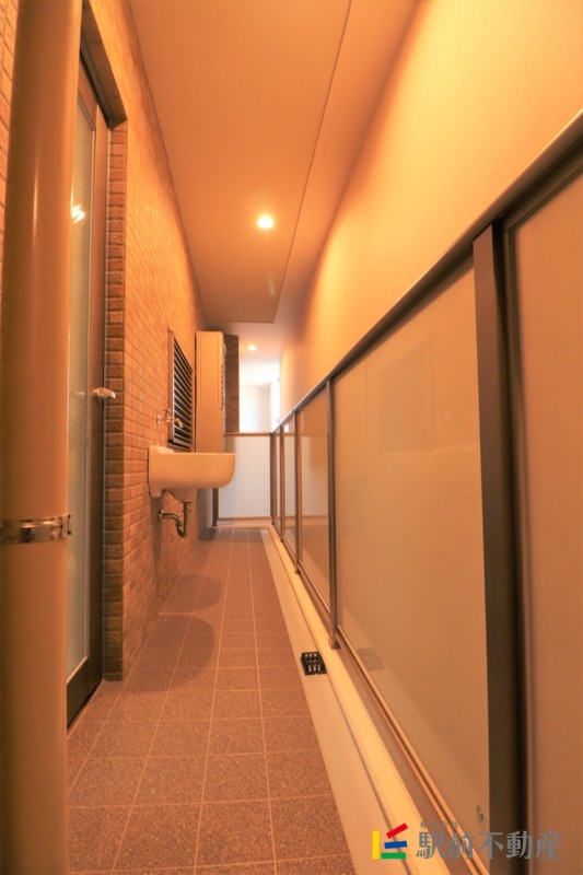 バルコニー　モデルルームの写真です。