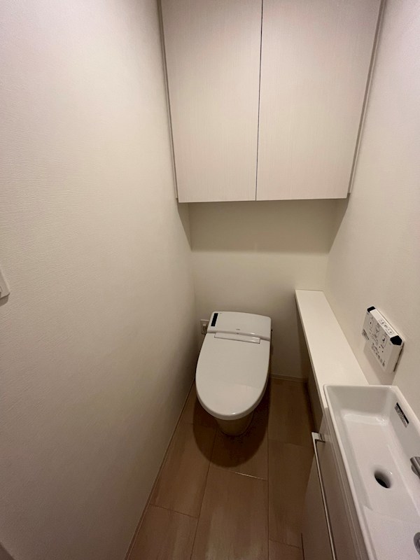 トイレ　別部屋参照