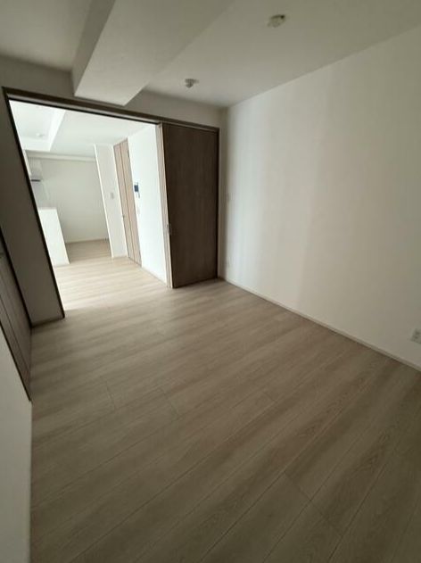 居室・リビング　別室参考写真です。