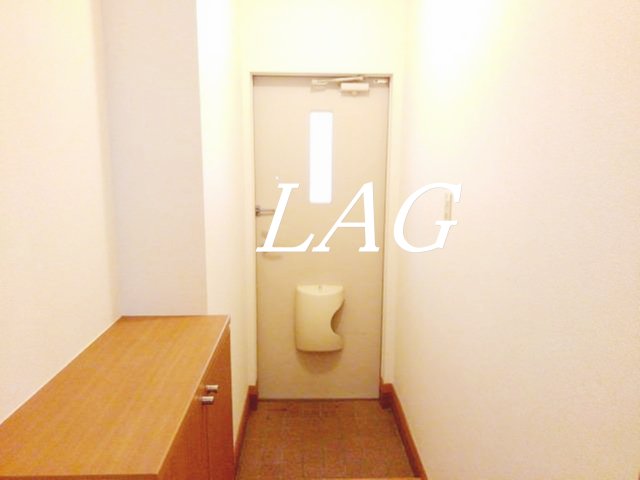 玄関　玄関です。