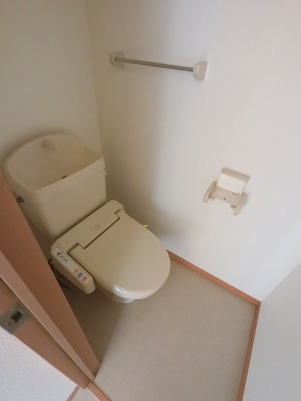 トイレ　図面と現状に相違がある場合には現状を優先