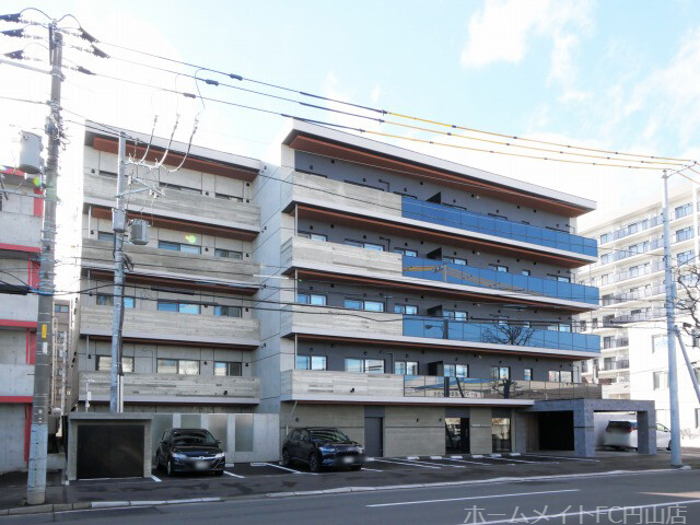 S-RESIDENCE二十四軒avelisの外観写真