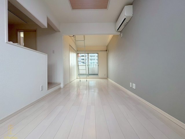 居室・リビング　LIXIA